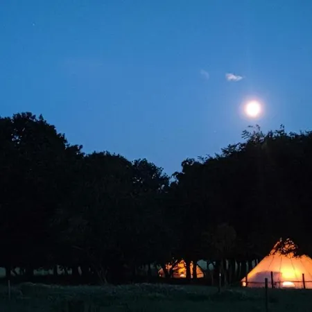 Campismo de Luxo Under Canvas Bornholm