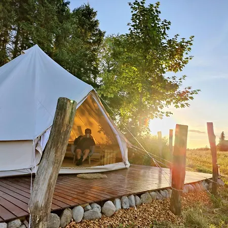 Under Canvas Bornholm Campismo de Luxo